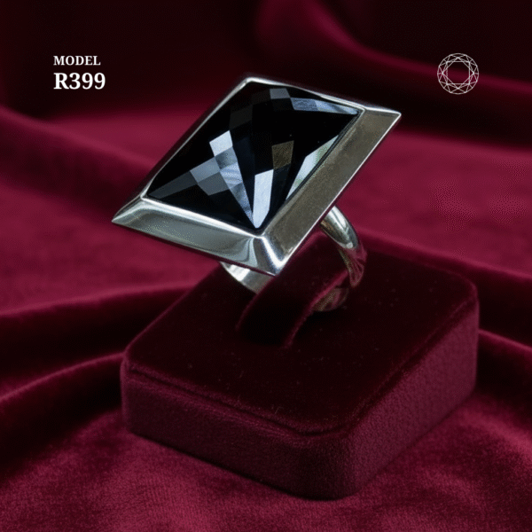 R399 - Black Spinel Ring