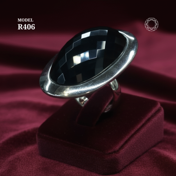 R406 - Black Spinel Ring
