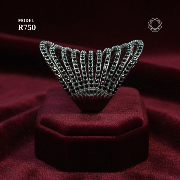 R750 - Black Spinel Ring - Image 3