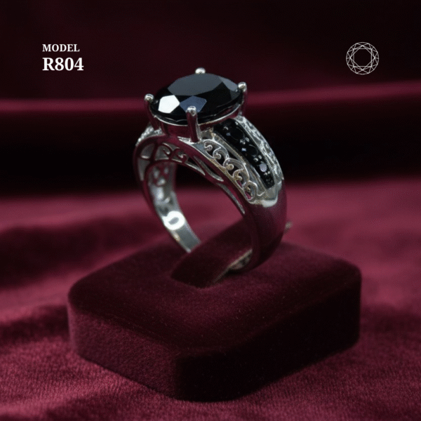 R804 - Black Spinel Ring